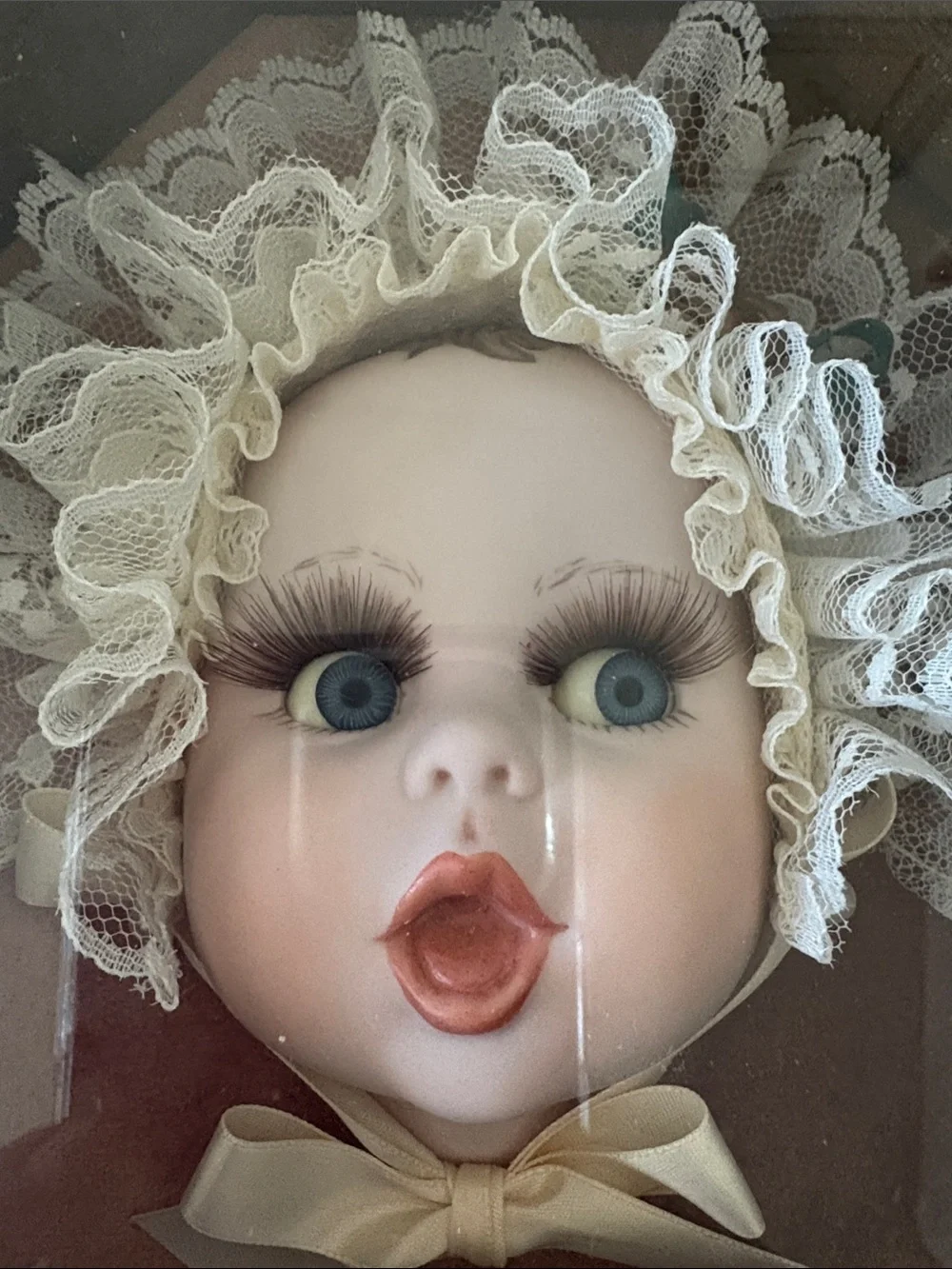 Vintage Decorative Baby Doll Wall Plaque in Cream with Lace Bonnet